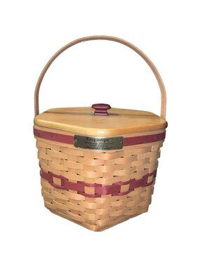 Longaberger ® Christmas Collection™ 1997 Edition Snow flake Basket™